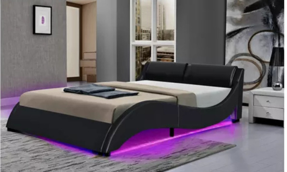 Quadro de cama de plataforma estofada com iluminação LED, design curvo