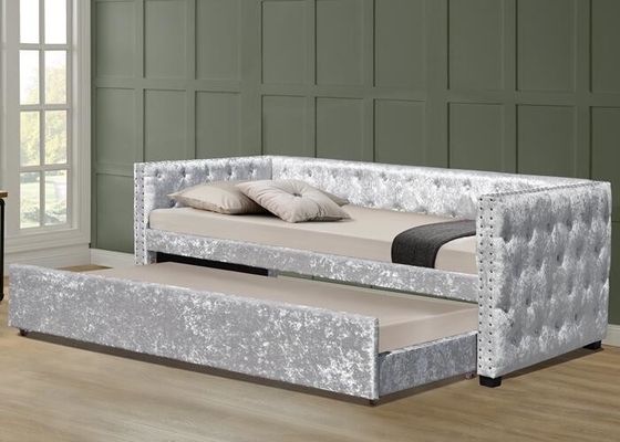 O veludo do esmagamento estofado roda o Daybed