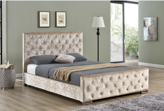 O quadro de madeira moderno simples da cama do rei Size Fabric Velvet estofou