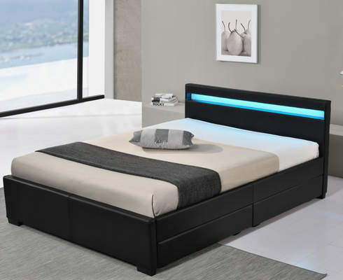 Cama Estofada de Couro Falso Preto Tamanho Duplo com Luzes Controle Remoto Sem Fio