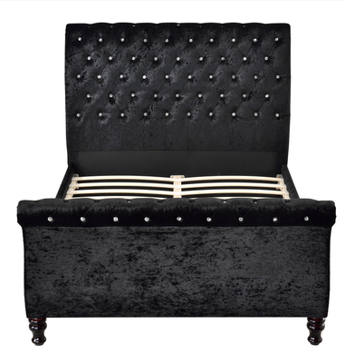 Estrutura de cama estofada com botões e cabeceira estilo Chesterfield king size