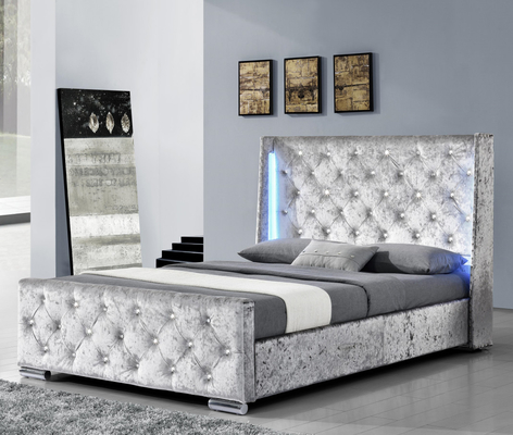Cama moderna estofada de tamanho duplo com plataforma estofada de veludo prateado