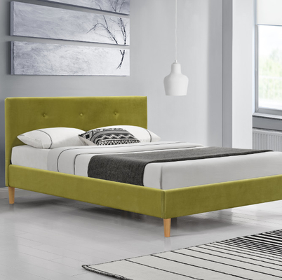 As crianças personalizadas estofaram a cama da tela com os botões adornados