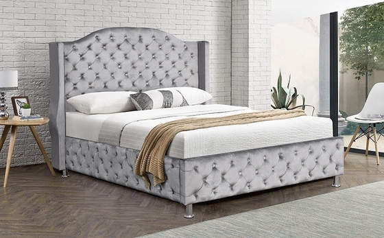 O botão de prata personalizado de Grey Upholstered Bed Velvet Fabric adornou a cabeceira alta
