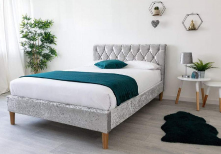 Quadro estofado da cama da madeira compensada com a cabeceira dos botões de Dimond