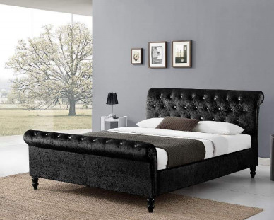 Botão que adorna a cabeceira estofada do rei Size Chesterfield Styled do quadro da cama