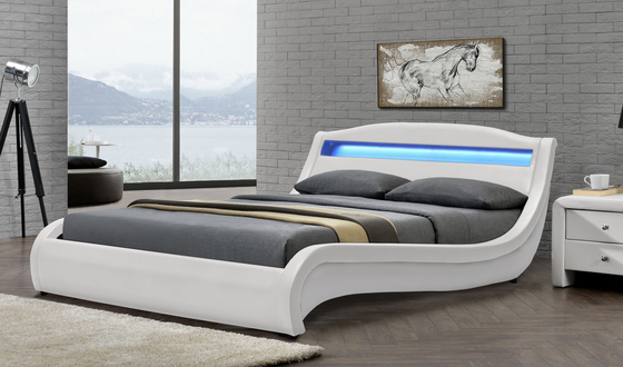 É bom para a saúde da cintura e permite que a cama estofada com LED brilhe