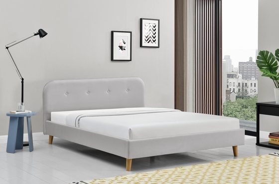 Pés de madeira da cama estofada crianças
