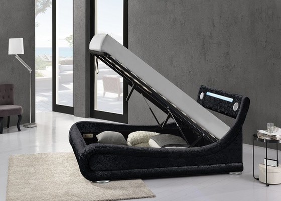 A curva estofada de couro preta do rei Size Storage Bed dá forma com luz do diodo emissor de luz